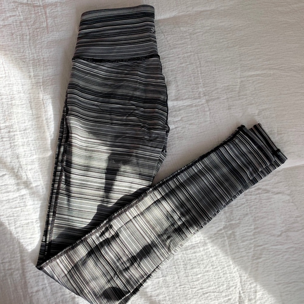 ATHLETA - Striped Full Length Legging